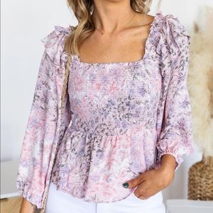 Floral top size small